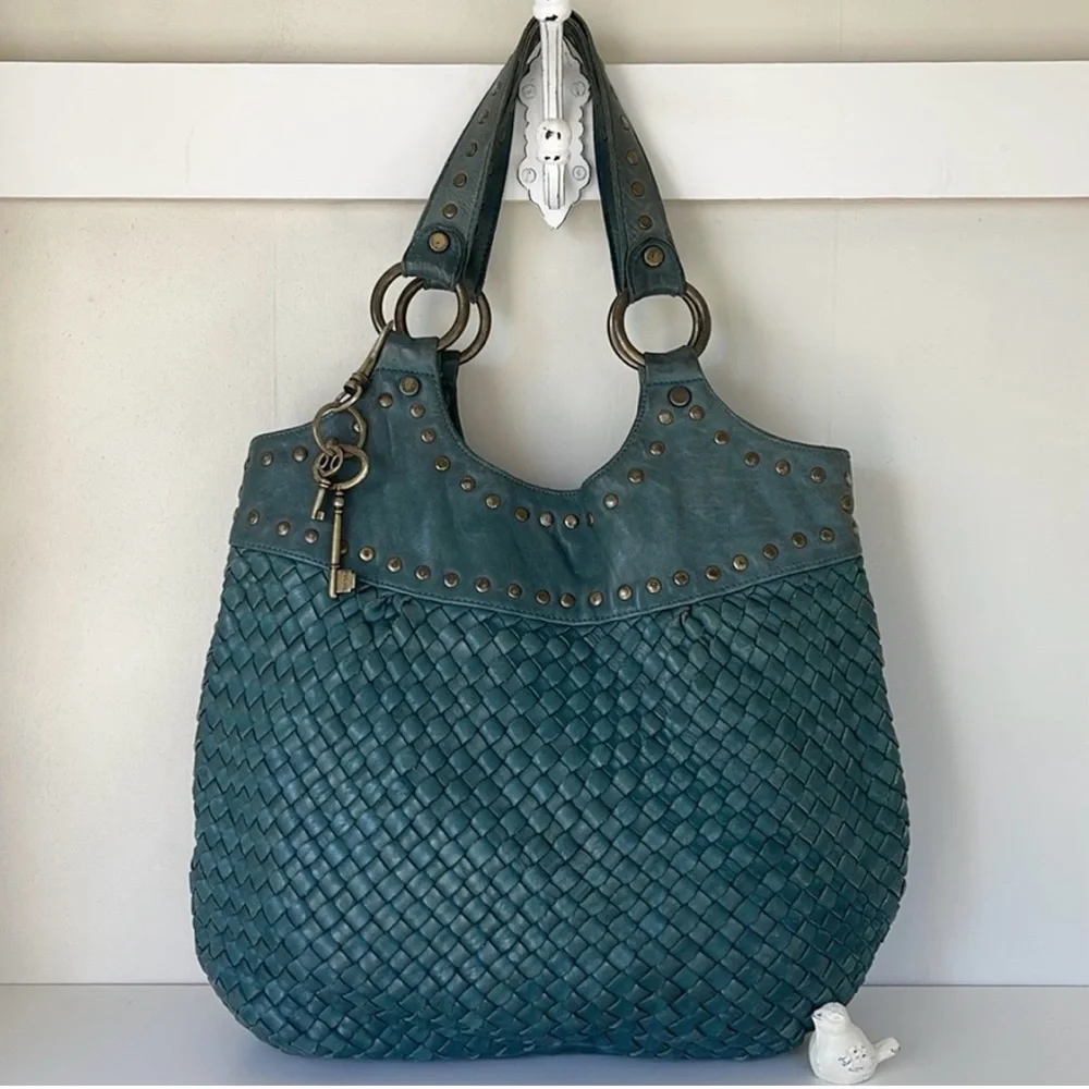 Fossil 🗝️ Vintage Woven Genuine Leather ShoulderBag